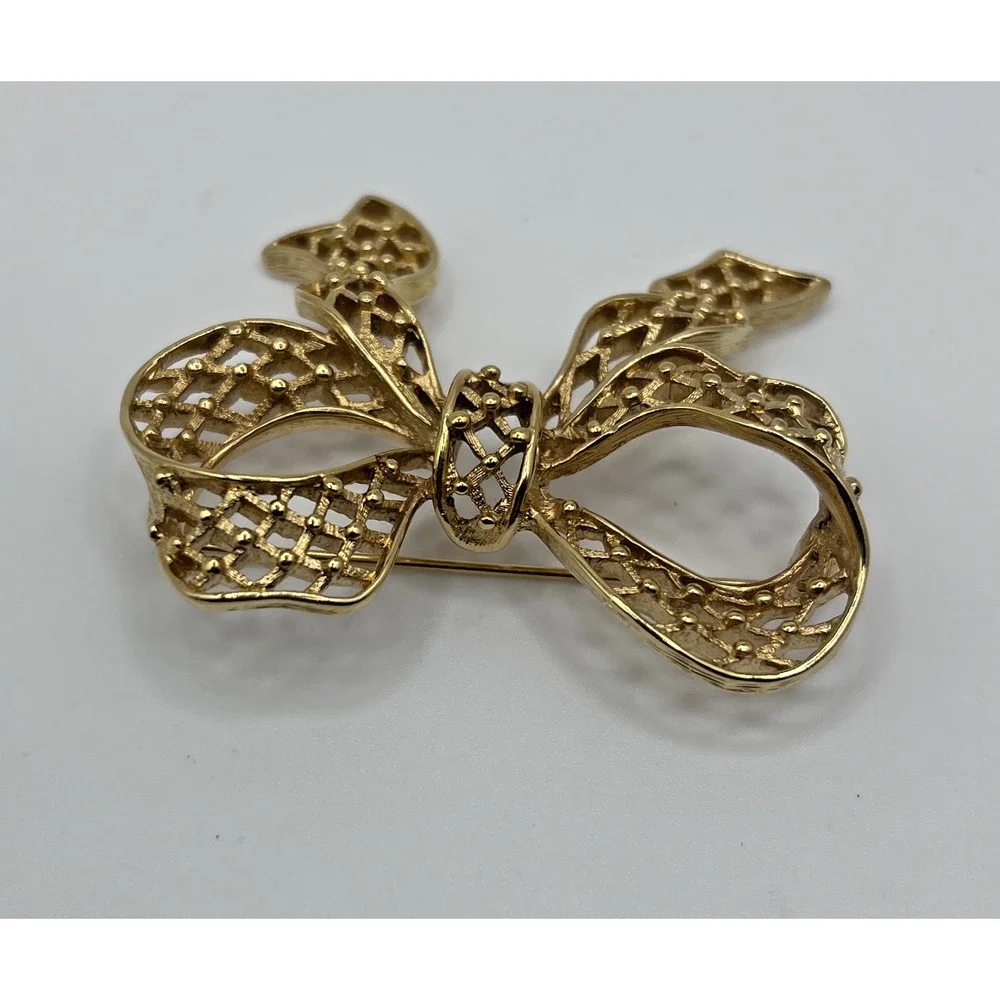 Large Vintage Monet Gold Tone Lattice Ribbon Bow Costume Statement Brooch Bold